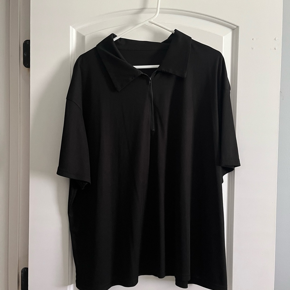 🚨3 for $15🚨 SHEIN Black Polo Zip Up Top